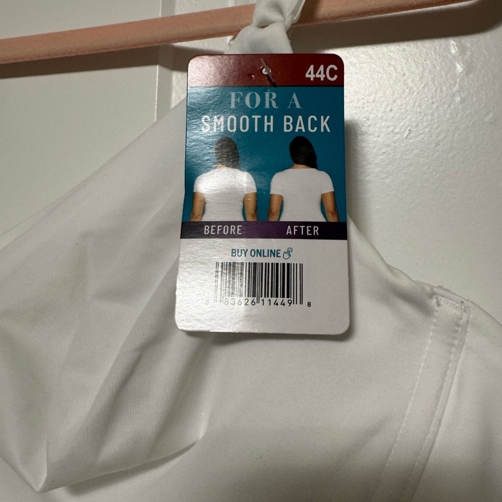 Vanity Fair | Women's Smooth Back Bra in White | size 44C - Picture 2 of 5